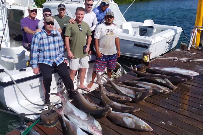 Private fishing charter Bertram 31ft 6 pax max if you don't fish you don't pay - Comfort, space, and the Bertram 31-foot boat