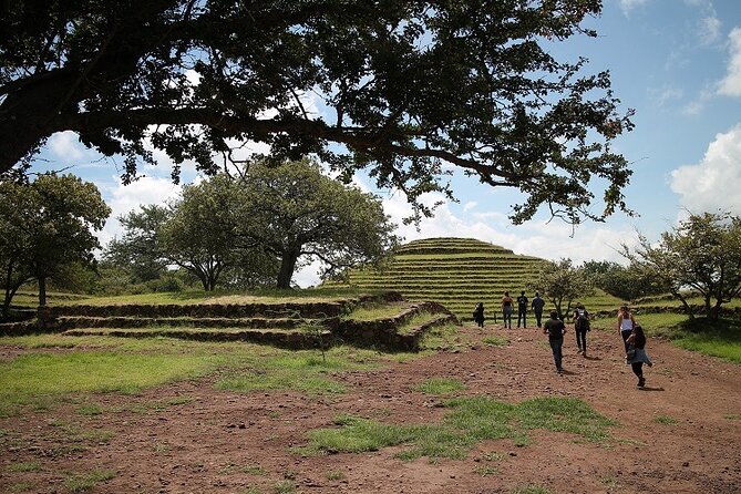 Private Full-Day Tour to Tequila and Guachimontones - Timing, meals, and what to pack
