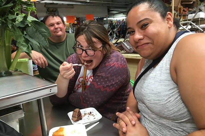 Private Guadalajara Street Food Tour - Best Rated - Inside Mercado Libertad, food comes from working stalls