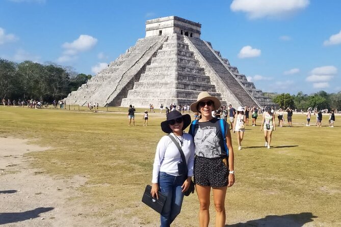 Private Guide Service in the Archaeological Zone of Chichen Itza - Meeting at the archaeological zone