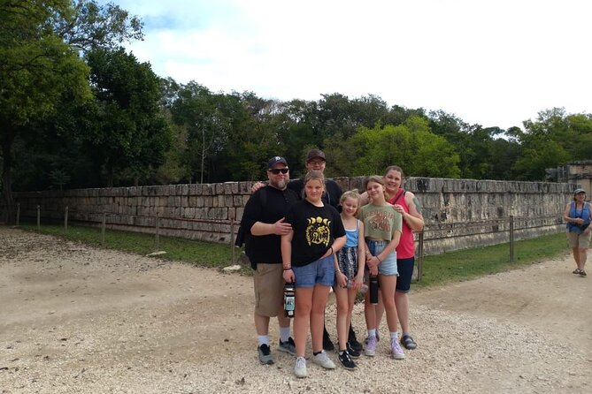 Private Guide Service in the Archaeological Zone of Chichen Itza - Maya voices, language, and local perspective