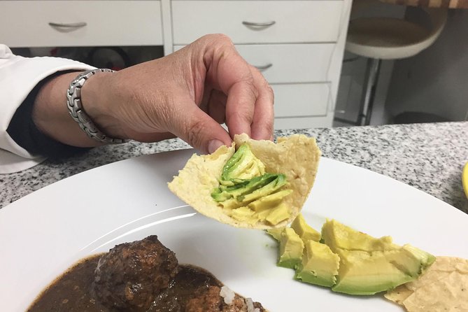 Private Mexican Cooking Class with Gastronomic Historian, Lucia - Getting there and planning the visit