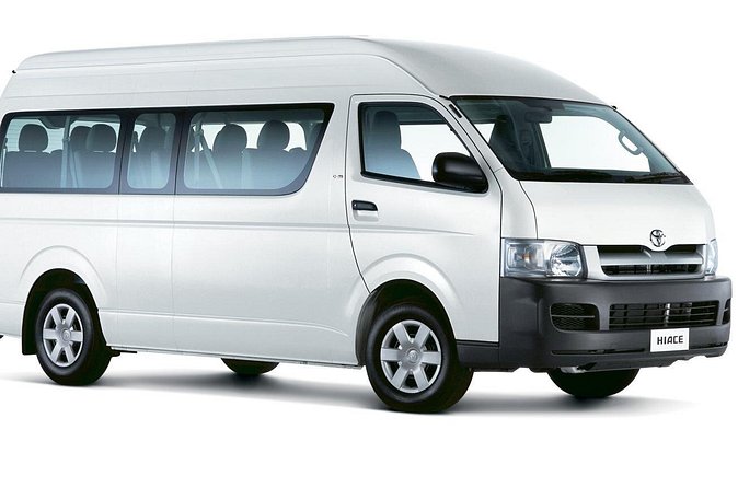 Private Minivan: Huatulco International Airport (HUX) - A Helpful Ride for Families and Heavy Bags