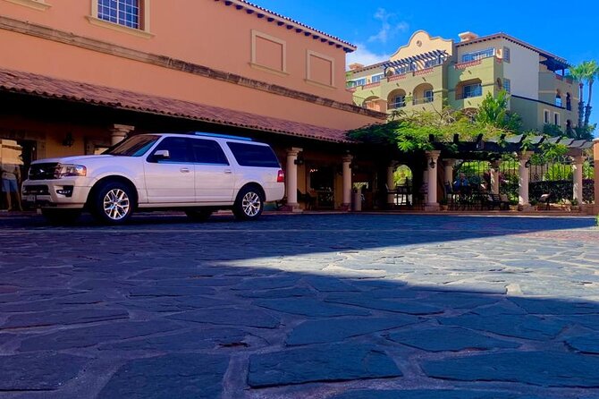 Private One Way Transfer From SJD Airport To Cabo San Lucas - The small details that make arrival easier
