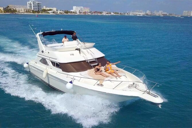 Private SeaRay 47ft Yacht Rental Cancun 23P6 - Why four hours is the practical choice