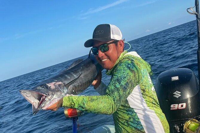 Private sport fishing in costa maya, mahahual 4 hrs - Why the small boat matters