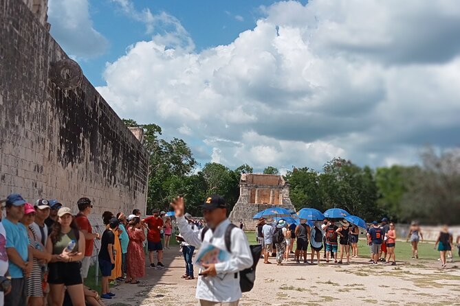 Private Tour in Chichen Itza Official History Guide - What the private format changes at Chichen Itza