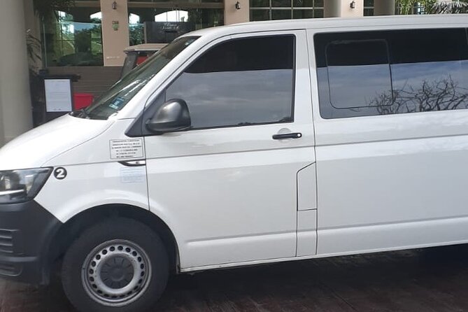 Private transportation from CUN Airport to Cancun Hotel Zone - Hotel Zone and downtown drop-offs