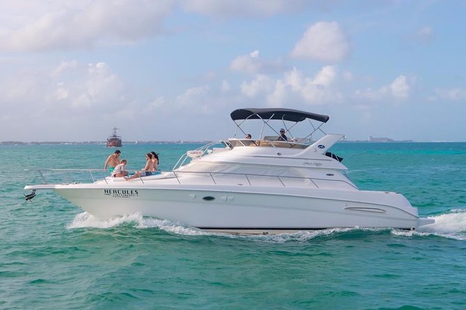 Private Yacht - 46 ft SeaRay Cancun Bay Snorkel 23P4 - Who will enjoy this most
