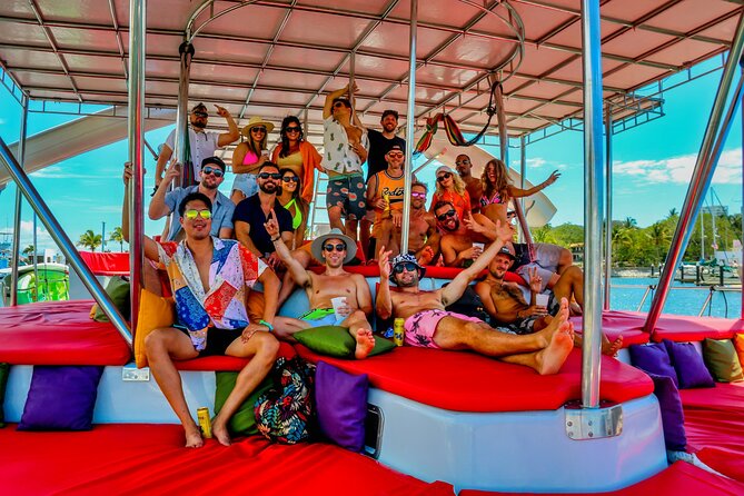 Private Yacht Charter ChicaFUN 3 Waterslides All Inclusive - Water toys for different ages and energy levels