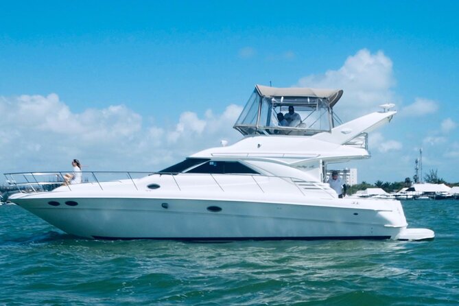Private Yacht SeaRay 46ft Cancun 25P17 - Cancun Bay or Isla Mujeres