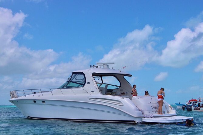 Private Yacht SEARAY SUNDANCER 60ft up to 20 pax 23P1 - Six hours for a slower day on the water