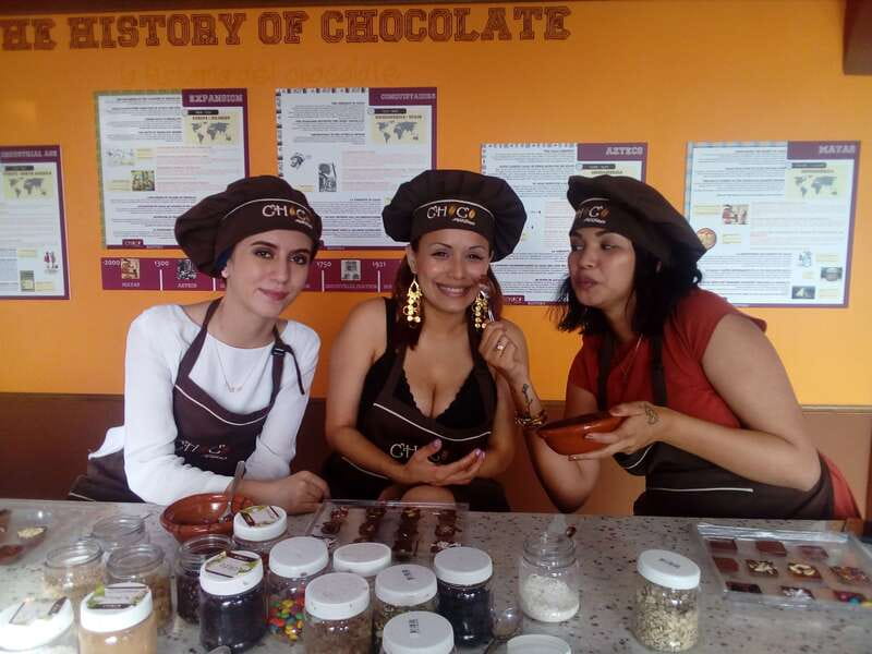 Puerto Vallarta: Bean to Bar Chocolate Workshop - The guides make the difference