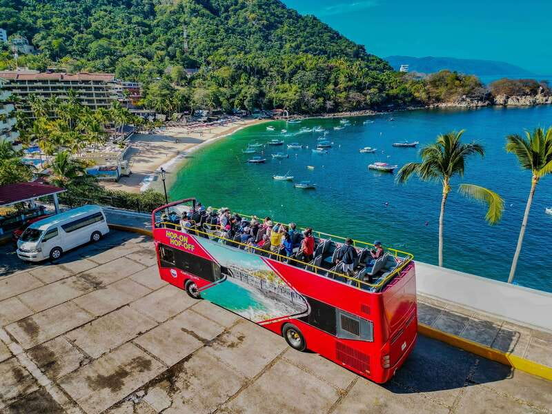 Puerto Vallarta: Hop-On-Hop-Off City Bus Tour - The central city and its changing neighborhoods