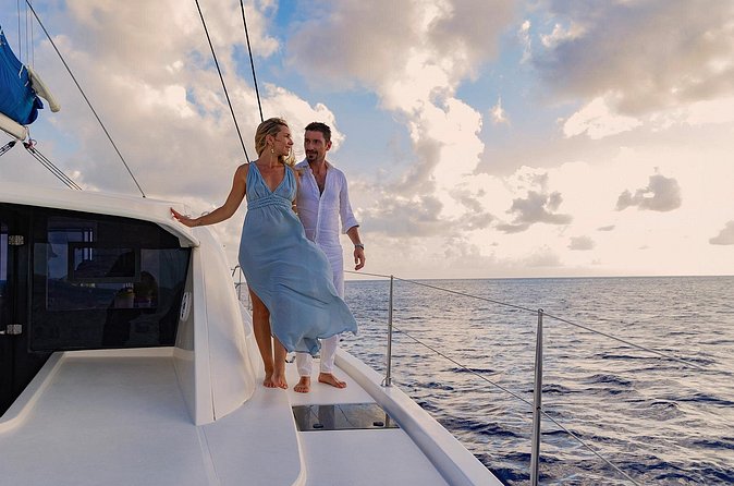 Riviera Maya Luxury Sunset Sailing plus Light Dinner and Open Bar - The crew makes the biggest difference