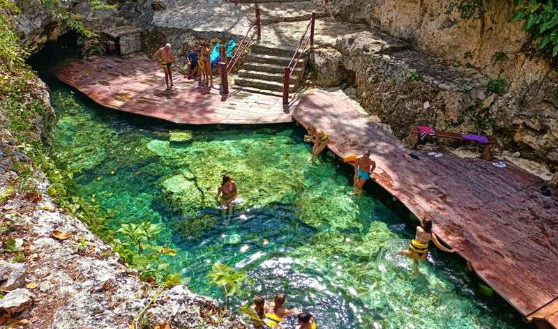 Riviera Maya: Tulum Ruins and 2 Cenotes Half-Day Tour - Families, walking ability, and group comfort