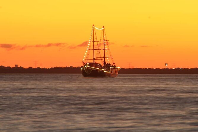 Romantic Sunset Dinner Cruising Experience - Setting Sail on the Columbus