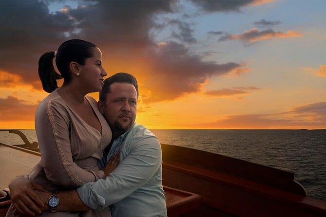 Romantic Sunset Dinner Cruising Experience - The Sunset and Live Saxophone