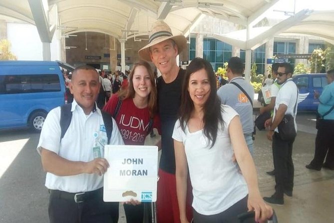 Round private transfer Airport- Akumal - Airport. - Leaving Cancun airport without the usual transfer hassle
