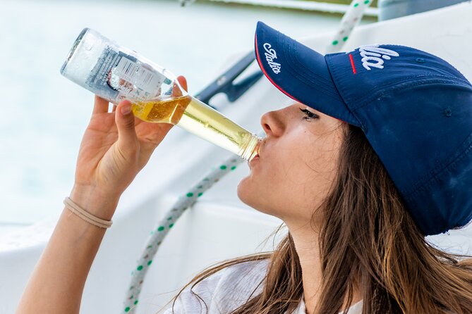 Sailing Tour through the Lagoon of the 7 Colors - Drinks, snacks, and the practical comfort level