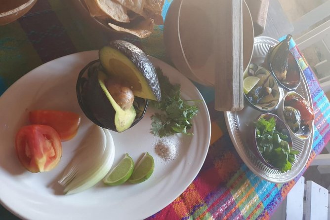 Salsa & Salsa cooking lessons + Beach day - What you actually eat and drink