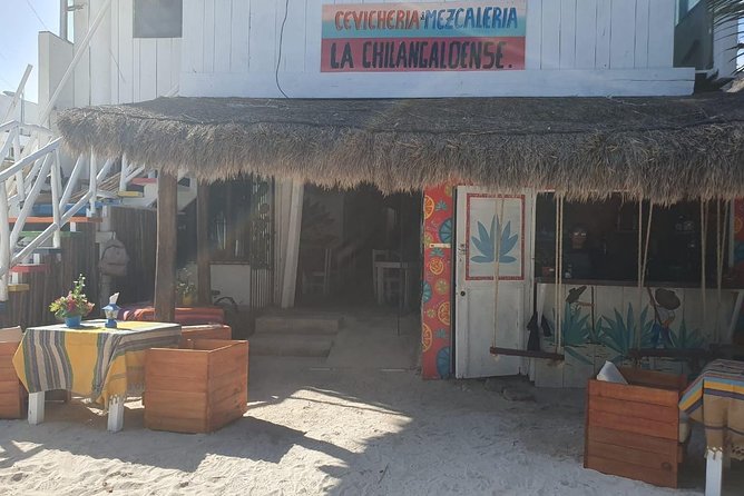 Salsa & Salsa cooking lessons + Beach day - Beach time, snorkeling, and facilities
