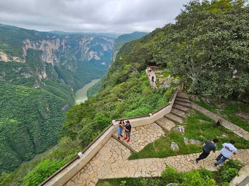 San Cristobal: Sumidero Canyon, Chiapa de Corzo, & Miradores - What to bring for the canyon and town