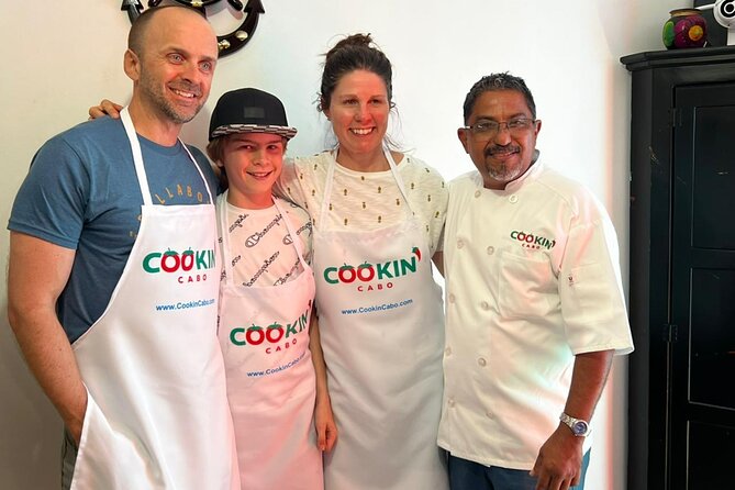 San Jose del Cabo Cooking Class Experience and Local Markets - A stop for fresh masa and hot tortillas