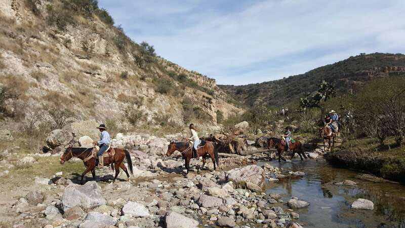San Miguel Allende: Half-Day Horseback Riding Adventure - Hot springs or a 150-foot rappel