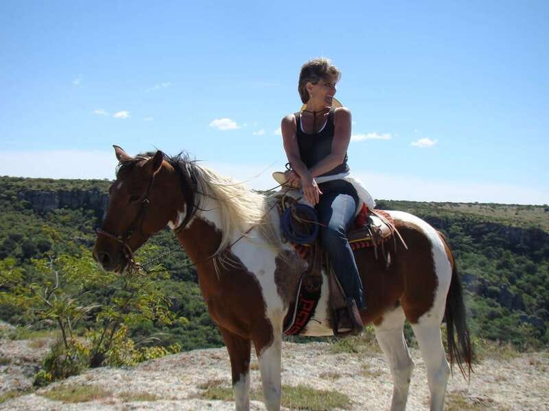 San Miguel Allende: Half-Day Horseback Riding Adventure - High cliffs, wide views, and a serious descent