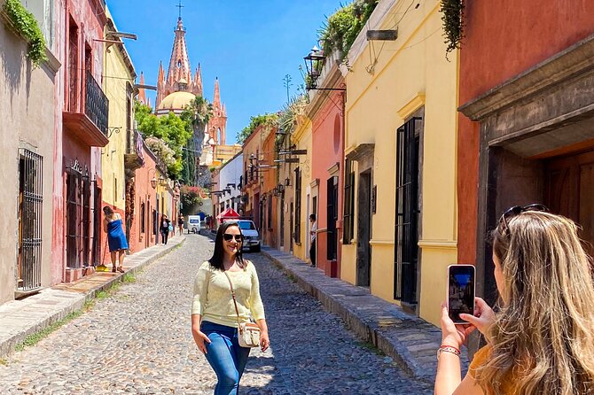 San Miguel de Allende Tour from Mexico City - San Miguel’s main garden and pink parish