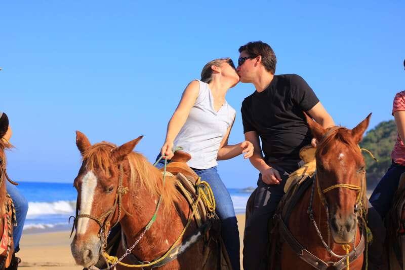 Sayulita: Horseback Riding Tour - What to wear and bring