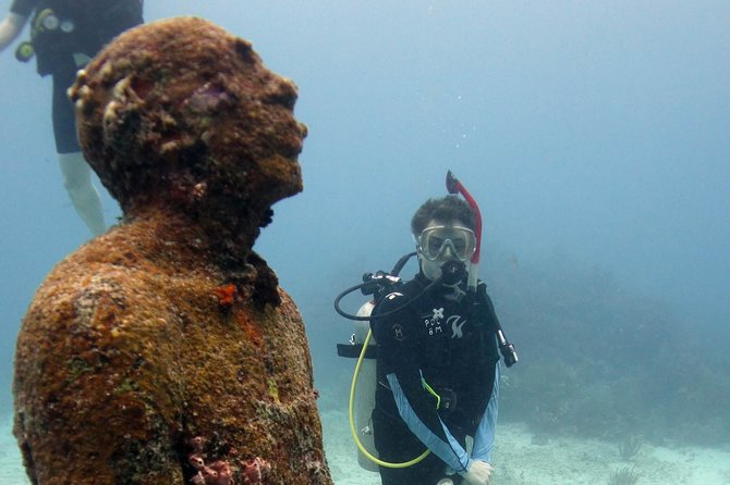 Scuba diving at MUSA the underwater museum for certified divers - Practical booking details for certified scuba users