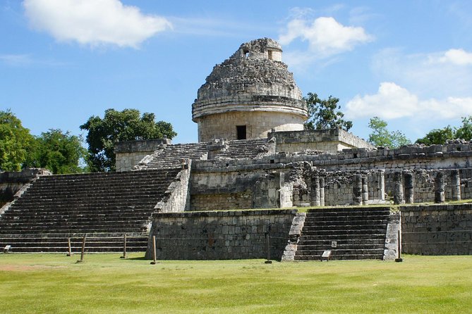 Semi-Private Chichen Itza, Cenote Ik Kil and Valladolid Tour - Buffet lunch and the question of drinks