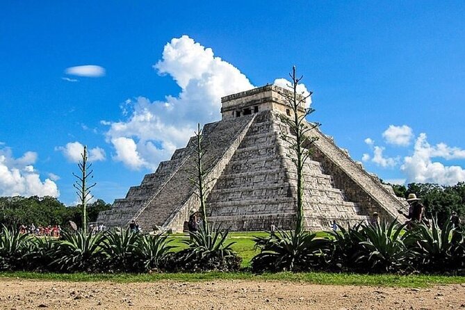 Small Group Tour to Chichen Itza, Cenote and Ekbalam from Cancun - Leaving Cancun before breakfast