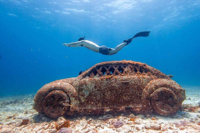 Snorkeling in Isla Mujeres and Underwater Museum - The beach club and Tikinxic lunch
