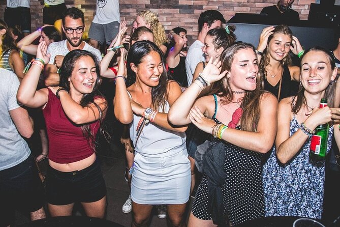 Social Pubcrawl Barcrawl Tulum - Santino Bar: three floors and a rooftop finish