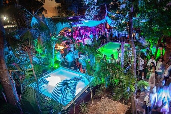 Social Pubcrawl Barcrawl Tulum - What the hosts add to the night