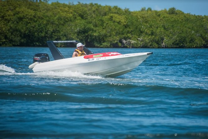 Speedboat and snorkel tour: Single Passenger Boat - What the speedboat portion feels like