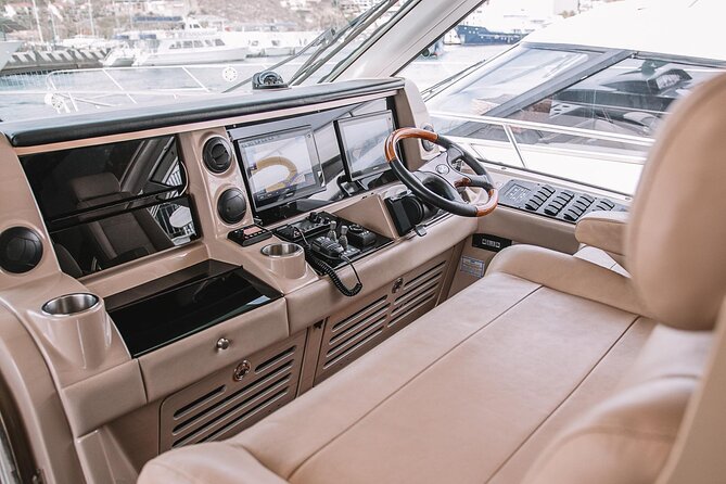 Steel Aweigh 65ft Sea Ray Yacht Rental - Who should book Steel Aweigh?