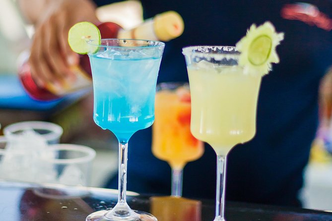 Sunset Dinner Cruise in Cabo San Lucas - Dinner, drinks, and the onboard mood