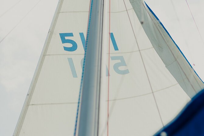 Sunset Sailing Tour in Bacalar with Outdoor Bar and Lunch - The crew and the feel onboard