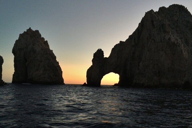 Sunset Whale Cruise in Cabo San Lucas - Drinks, appetizers, and what is actually included
