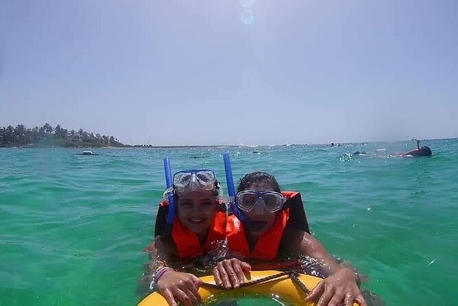 Swim with akumal turtles - Why Akumal works so well for a short turtle snorkel