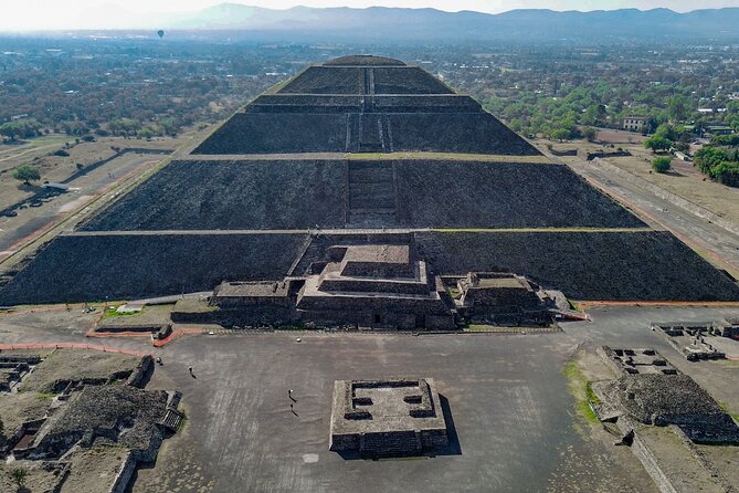 Teotihuacan Early Access Guided Tour with optional Lunch - Murals, temples, and the value of a guide