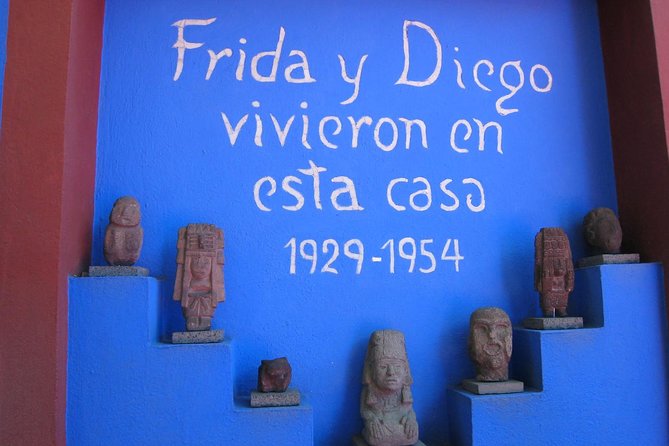 Teotihuacan & Guadalupe Shrine + Xochimilco, Coyoacán & Frida Kahlo Combo Tour - Guides, buses and the pace of the day