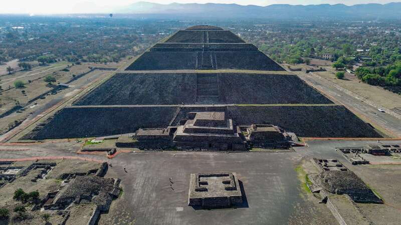 Teotihuacan Pyramids: Skip-the-Line Ticket - The Pyramid of the Sun and the Main View