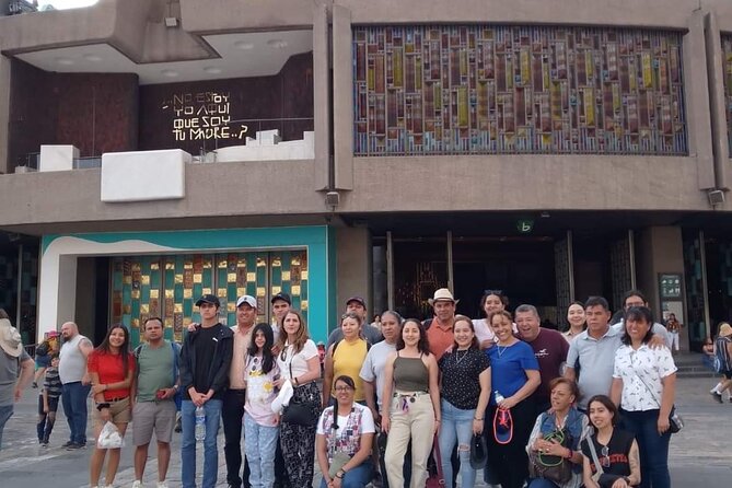 Teotihuacan Tour with Basilica of Guadalupe & Tlatelolco - The craft house: useful culture or an overlong sales stop