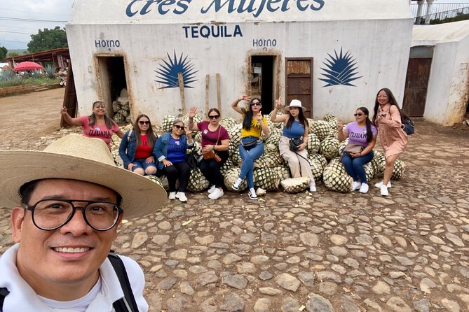 Tequila/Guachimontones Tour-cultural heritage route - Lunch and free time in Tequila