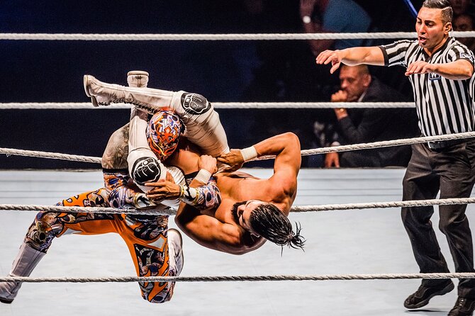 Ticket to Wrestling Show without lining up - Barriecito is the main attraction
